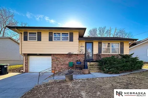 14205 Karl St, Omaha, NE 68137