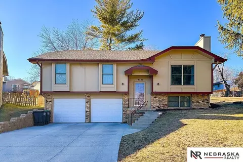14738 O Cir, Omaha, NE 68137