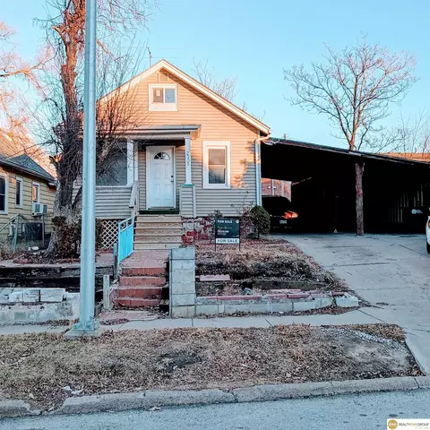 2305 S 21st St, Omaha, NE 68108