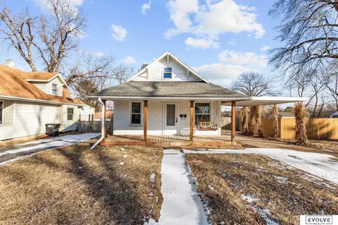3909 N 53rd St, Omaha, NE 68104
