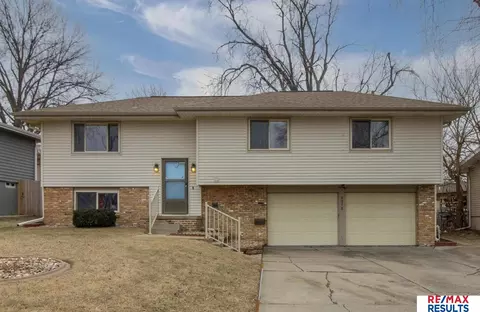 6373 S 140th Ave, Omaha, NE 68137