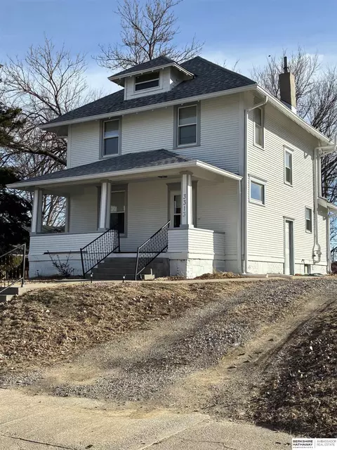 3313 Franklin St, Omaha, NE 68111