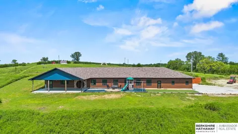 63887 711 Rd, Dawson, NE 68337