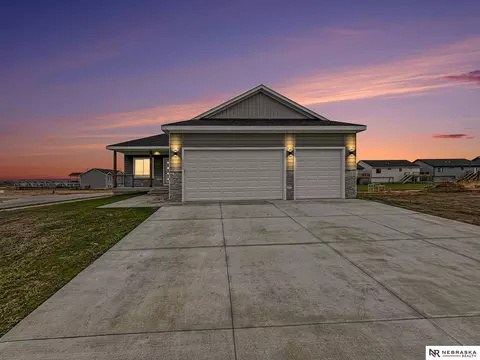 5800 SW Catalina St, Lincoln, NE 68523