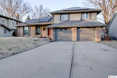 13604 Gold St, Omaha, NE 68144