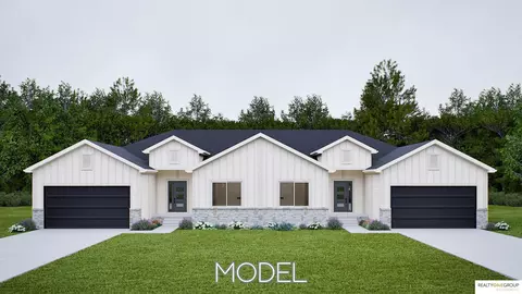 21214 Camden Ave, Elkhorn, NE 68022