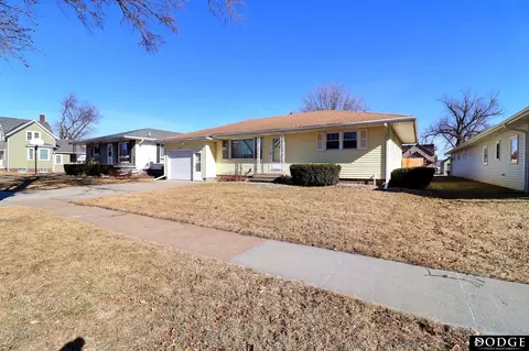 108 8th St, Scribner, NE 68057