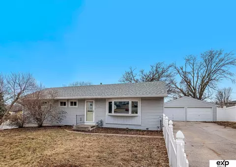 1506 N 76 St, Omaha, NE 68114