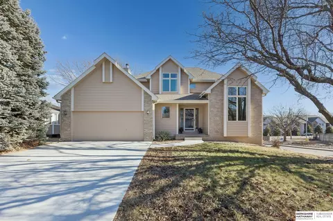 6313 S 156th Ave, Omaha, NE 68135