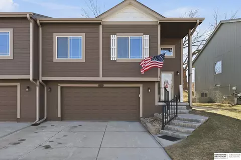 14213 Wood Valley Dr, Omaha, NE 68142