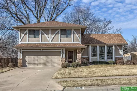 6246 S 150th St, Omaha, NE 68137