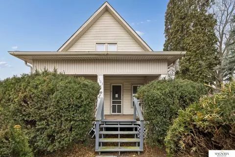 5103 Starr St, Lincoln, NE 68504