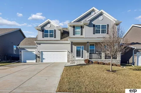 8010 S 184 Ter, Omaha, NE 68136