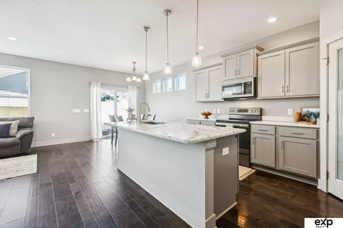 Kitchen - 8010 S 184 Ter, Omaha, NE 68136 photo 1 of 5