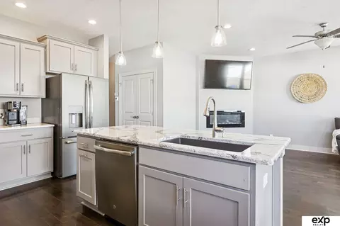 Kitchen - 8010 S 184 Ter, Omaha, NE 68136 photo 3 of 5