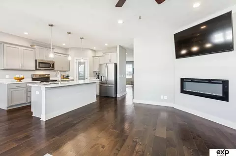Kitchen - 8010 S 184 Ter, Omaha, NE 68136 photo 5 of 5