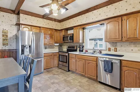 Kitchen - 100 N Cedar St, Hooper, NE 68031 photo 2 of 3