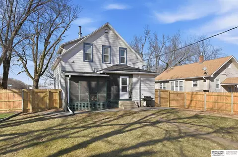 Exterior - 100 N Cedar St, Hooper, NE 68031 photo 4 of 6