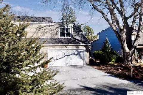 12924 Webster Plz #B-2, Omaha, NE 68154