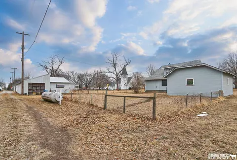 304 Eldon St, Talmage, NE 68448 photo 10