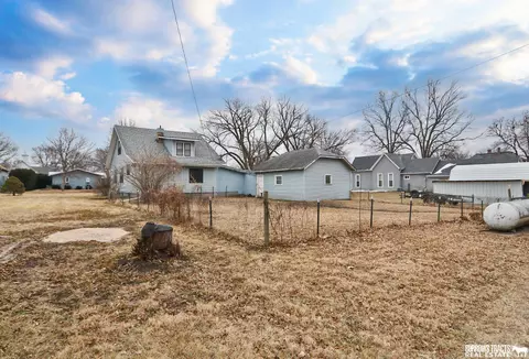 304 Eldon St, Talmage, NE 68448 photo 9