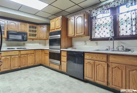 304 Eldon St, Talmage, NE 68448 photo 21