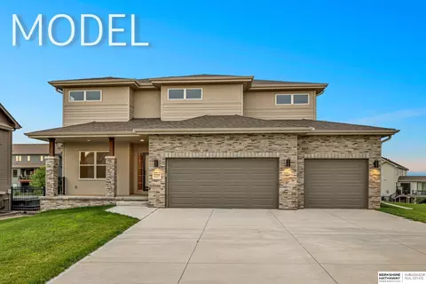 5419 N 190th Ave, Elkhorn, NE 68022