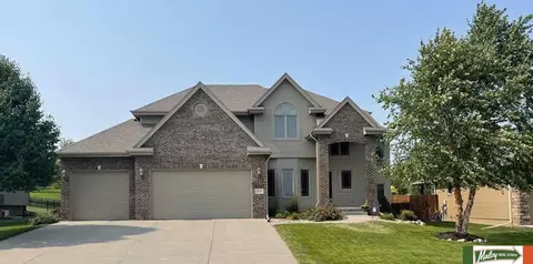 19714 Nina St, Omaha, NE 68130