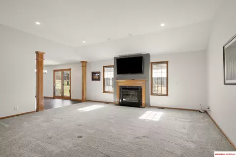 Living - 101 Belvedere Ave, Beatrice, NE 68310 photo 3 of 9