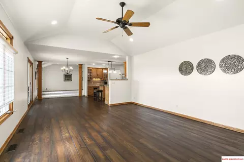 Living - 101 Belvedere Ave, Beatrice, NE 68310 photo 7 of 9