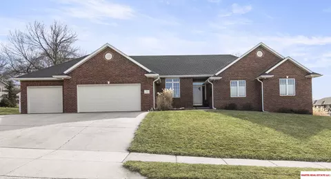 Exterior - 101 Belvedere Ave, Beatrice, NE 68310 photo 1 of 4