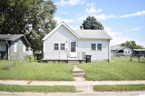 4713 N 14th St, Omaha, NE 68110