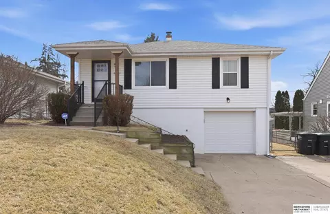 6783 Spencer St, Omaha, NE 68104