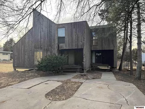 431 S 40th St, Lincoln, NE 68510