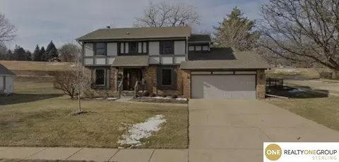 2006 S 143rd St, Omaha, NE 68144