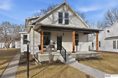 345 N 3rd St, Arlington, NE 68002
