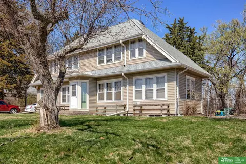 2322 Read St, Omaha, NE 68112