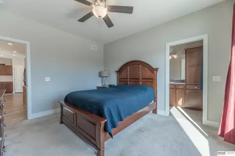 Bedroom - 404 N Allen St, Bennington, NE 68007 photo 2 of 4