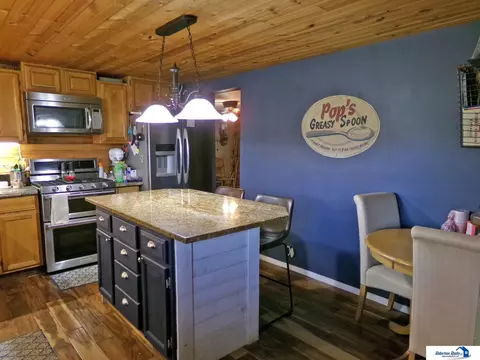 423 Grove St, Beatrice, NE 68310 photo 7