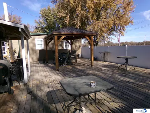 423 Grove St, Beatrice, NE 68310 photo 37