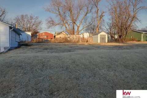 Exterior - 546 E 12th St, Superior, NE 68978 photo 2 of 5