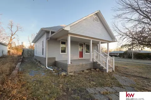 Exterior - 546 E 12th St, Superior, NE 68978 photo 1 of 5