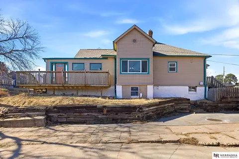 2954 Martha St, Omaha, NE 68105