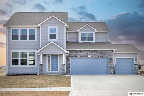 20811 Jeannie Ln, Gretna, NE 68028