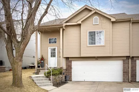 4934 S 190th St, Omaha, NE 68135