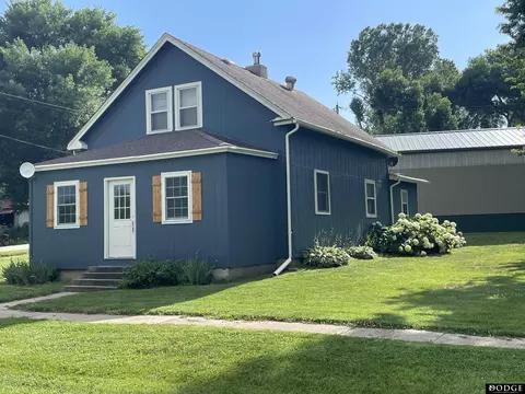 306-308 Main St, Leshara, NE 68064