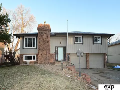 7522 Washington St, Ralston, NE 68127