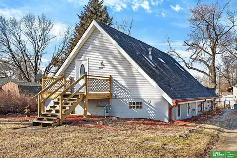 618 N 40 St, Council Bluffs, IA 51501