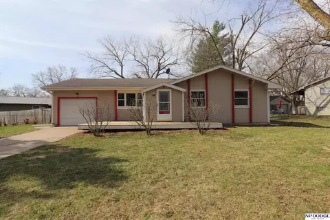 37 Cypress St, Yutan, NE 68073