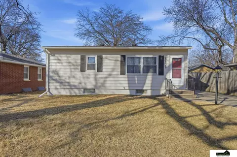 5626 Judson St, Lincoln, NE 68507